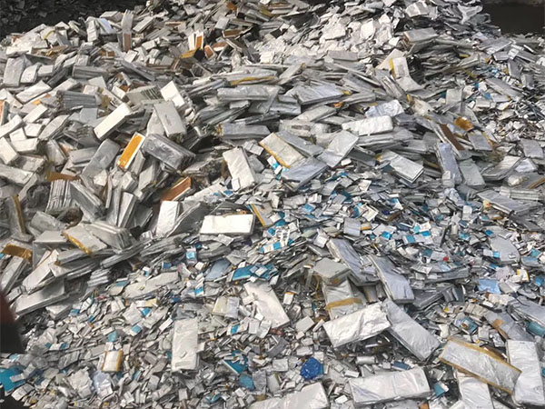 回收廢舊手機51漫画在线免费观看