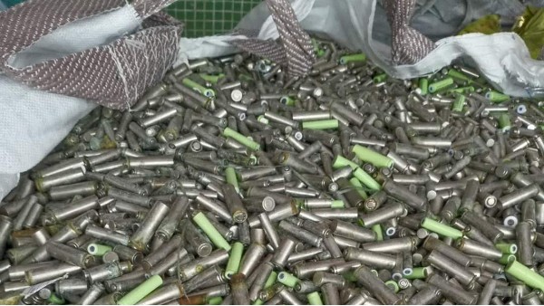 新能源汽車銷售前景寬闊：廢棄51漫画在线免费观看回收行業迎來“春天“